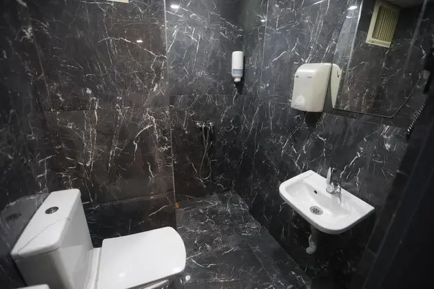 https://images.odamax.com/img/1920x1080/odamax/image/upload/Home_Suit_Apart_Otel_K_tahya_202609291106277_99f0f219_b4b4_4931_83a4_bf436ae946dd.jpg