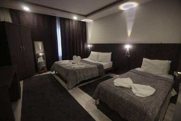 https://images.odamax.com/img/1920x1080/odamax/image/upload/Home_Suit_Apart_Otel_K_tahya_202609291106279_615f3c48_c516_41ad_9331_64b8c9950504.jpg