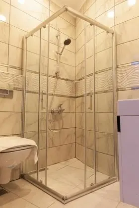 Triple, Şehir Manzaralı