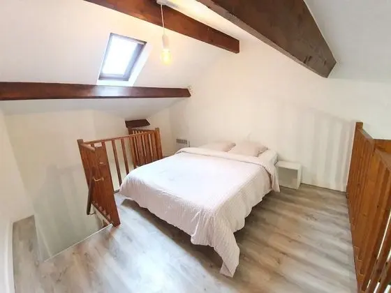 Stüdyo, 1 Büyük (Queen) Boy Yatak ve Çekyat (Mezzanine)