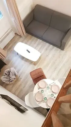 Stüdyo, 1 Büyük (Queen) Boy Yatak ve Çekyat (Mezzanine)