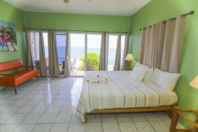 Süit, Deniz Manzaralı (Cliffedge Suite - Lower Level)