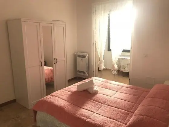 Tek Büyük Yataklı Oda (Camera 1)