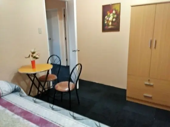 Oda, 1 Büyük (Queen) Boy Yatak