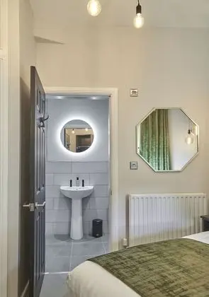 Deluxe Tek Büyük Yataklı Oda, 1 En Büyük (King) Boy Yatak, Sigara İçilmez, Banyolu/Duşlu