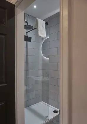 Deluxe Tek Büyük Yataklı Oda, 1 En Büyük (King) Boy Yatak, Sigara İçilmez, Banyolu/Duşlu