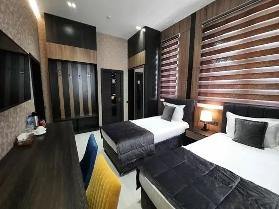 Luxury Tek Büyük veya İki Ayrı Yataklı Oda