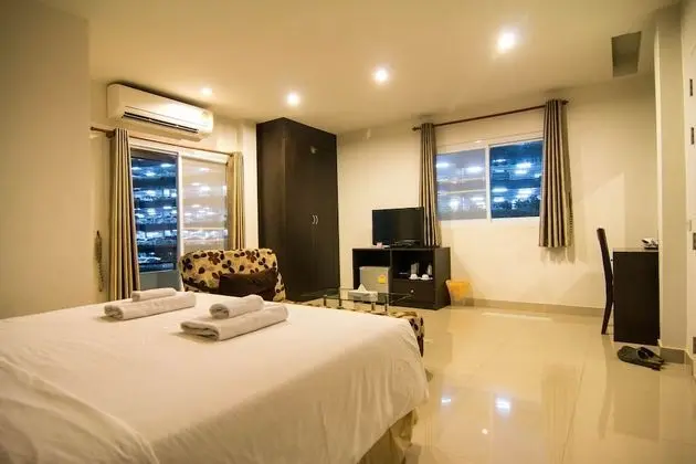 Deluxe Tek Büyük Yataklı Oda
