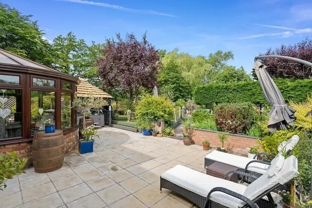 Comfort Ev, Banyolu/Duşlu (The Vale of Evesham)