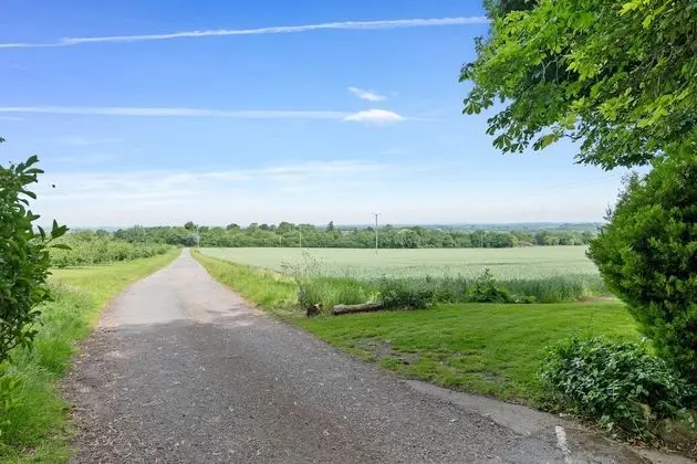 Comfort Ev, Banyolu/Duşlu (The Vale of Evesham)