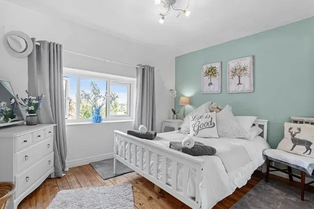 Comfort Ev, Banyolu/Duşlu (The Vale of Evesham)