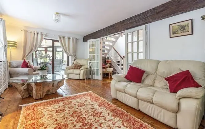 Comfort Ev, Banyolu/Duşlu (The Vale of Evesham)