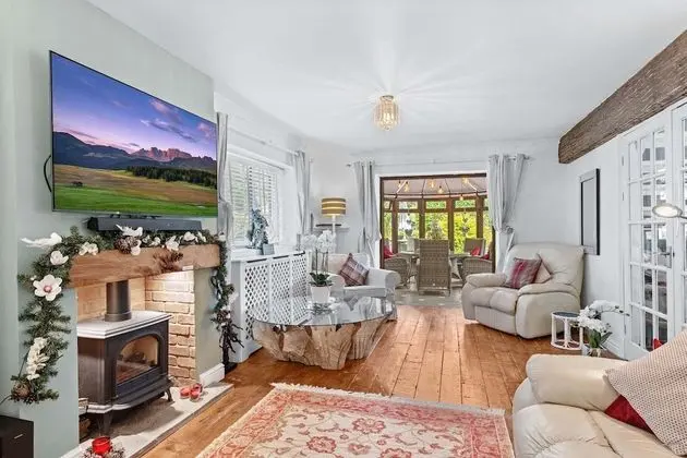 Comfort Ev, Banyolu/Duşlu (The Vale of Evesham)