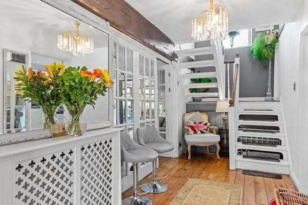 Comfort Ev, Banyolu/Duşlu (The Vale of Evesham)