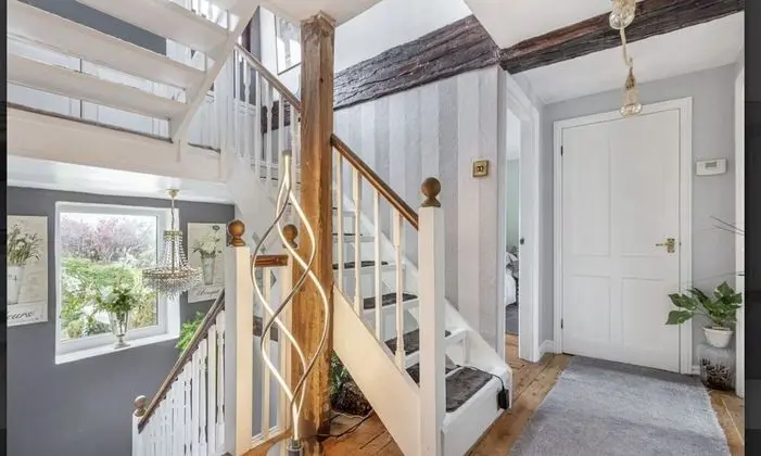 Comfort Ev, Banyolu/Duşlu (The Vale of Evesham)