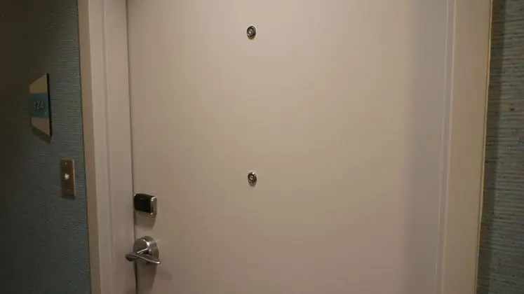 Süit, 1 En Büyük (King) Boy Yatak, Engellilere Uygun (Roll-In Shower)