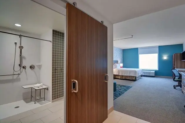 Standard Stüdyo Süit, 1 En Büyük (King) Boy Yatak, Engellilere Uygun (Roll-In Shower)