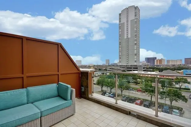 Premium Stüdyo, 1 En Büyük (King) Boy Yatak, Engellilere Uygun, Balkon (Mobility & Hearing)
