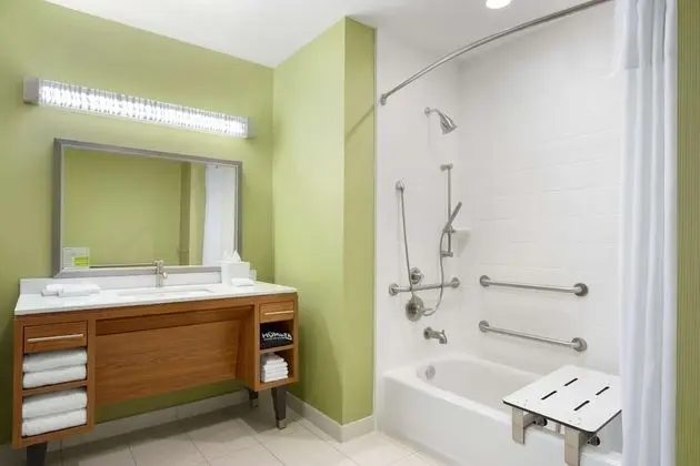 Stüdyo, 1 En Büyük (King) Boy Yatak, Engellilere Uygun, Sigara İçilmez (mob/hearing acc w/ bathtub)