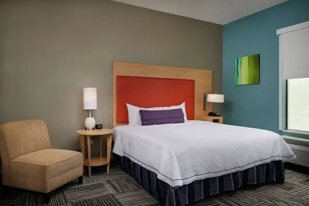 Süit, 1 En Büyük (King) Boy Yatak, Engellilere Uygun (Roll-in Shower)