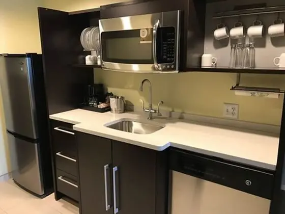 Oda, 1 En Büyük (King) Boy Yatak, Engellilere Uygun (3x3 Transfer Shower)