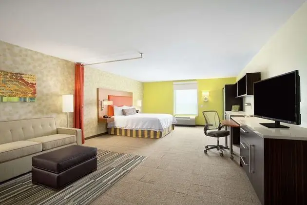 King Studio Suite
