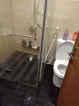 Ortak Ranzalı Oda, Sadece erkekler için