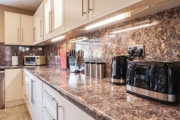 Ev, Özel Banyo, Bahçe Manzaralı (Carter Knowle House #2)