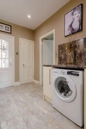 Ev, Özel Banyo, Bahçe Manzaralı (Carter Knowle House #2)