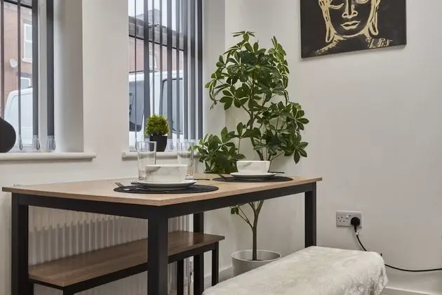 Luxury Ev, Özel Banyo (Salisbury House)