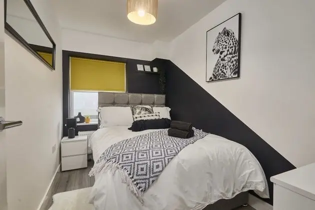 Luxury Ev, Özel Banyo (Salisbury House)