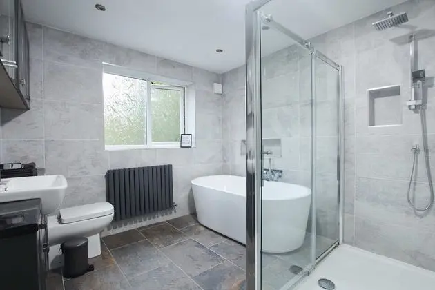 Ev, Özel Banyo (Wilfrid House)
