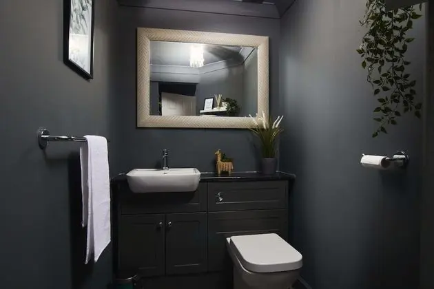 Ev, Özel Banyo (Wilfrid House)