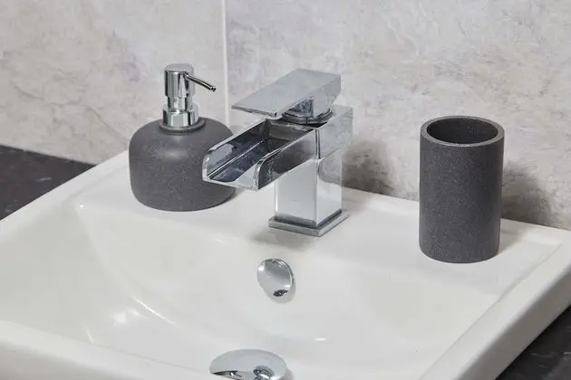 Ev, Özel Banyo (Wilfrid House)