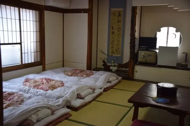 Traditional Oda (For 3 Guests, Breakfast not included)