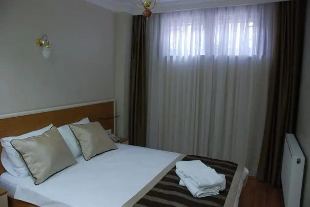 Economy Apartment (Basement)