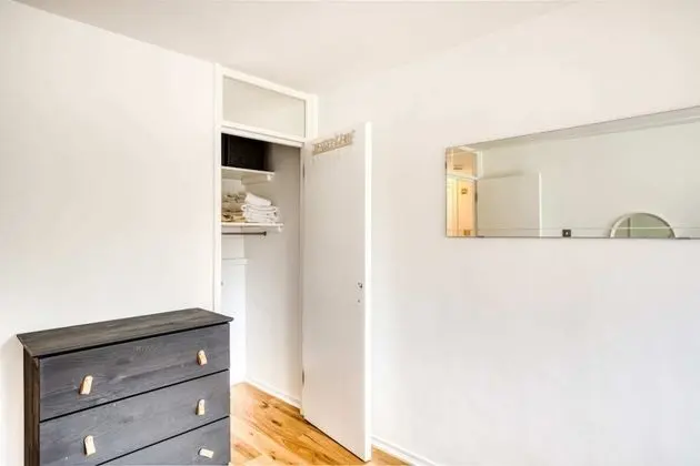 Ev (4 Bedrooms)