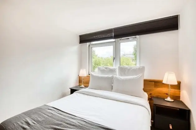 Ev (4 Bedrooms)