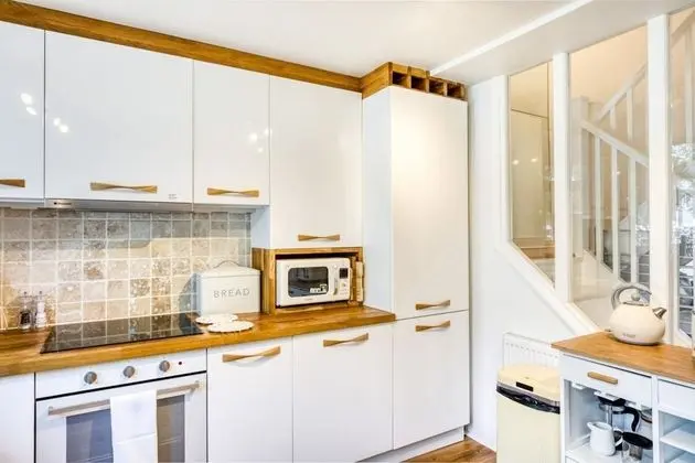 Ev (4 Bedrooms)