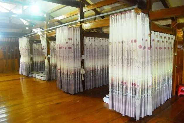 Ortak Ranzalı Oda, Karma Ranzalı Oda (10-Bed)