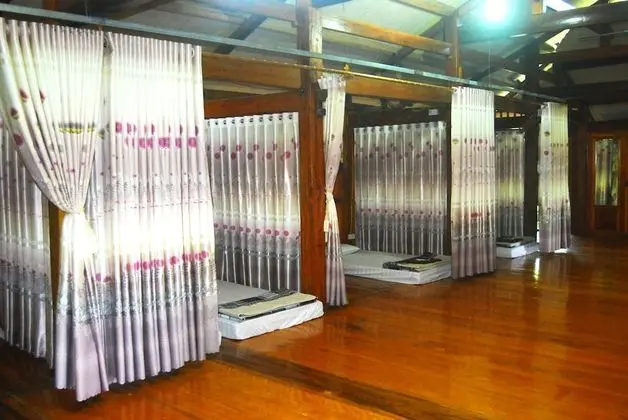 Ortak Ranzalı Oda, Karma Ranzalı Oda (10-Bed)