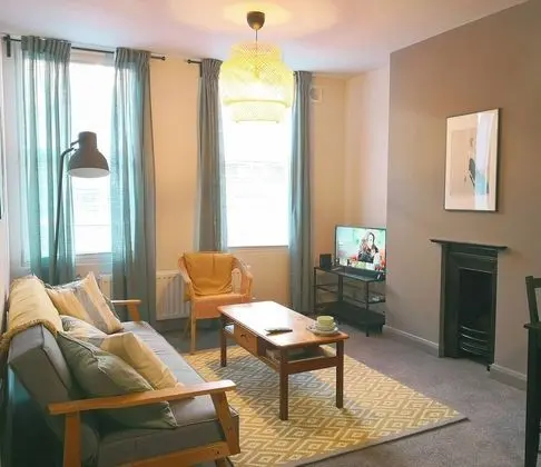 Apart Daire, 2 Çift Kişilik Yatak, Sigara İçilmez