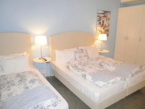 Stüdyo (3 Adults)