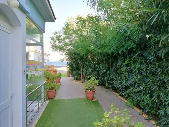 Stüdyo, Kısmi Deniz Manzaralı