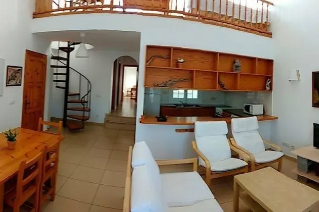 Apart Daire, 4 Yatak Odası, Deniz Manzaralı (AM7)