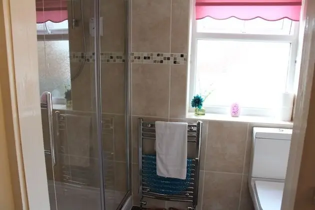 Family Oda, Banyolu/Duşlu (2adults+2children)