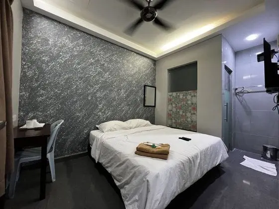 Deluxe Tek Büyük Yataklı Oda