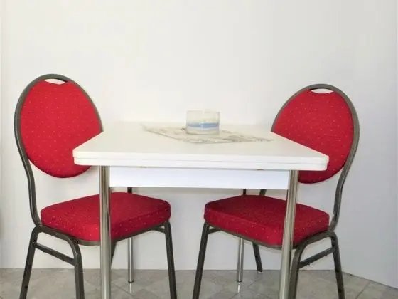 Basic Üç Kişilik Oda, Ortak Banyo (Zi 1-4-5-6-9)