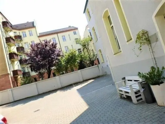 İki Ayrı Yataklı Oda, Ortak Banyo (Zi 3-8 Hintergebäude)