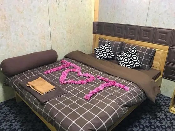 Deluxe Tek Büyük Yataklı Oda, Bahçe Manzaralı